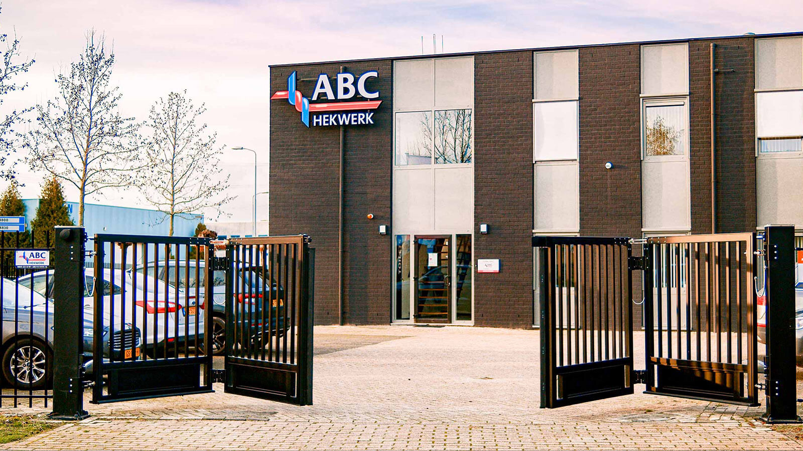 Open vouwpoort abc hekwerk